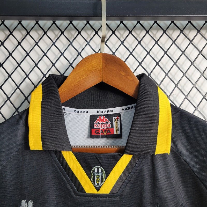 Camisa Retrô Juventus III 1996/97