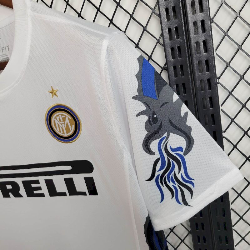 Camisa Retrô Inter Milan II 2010/11