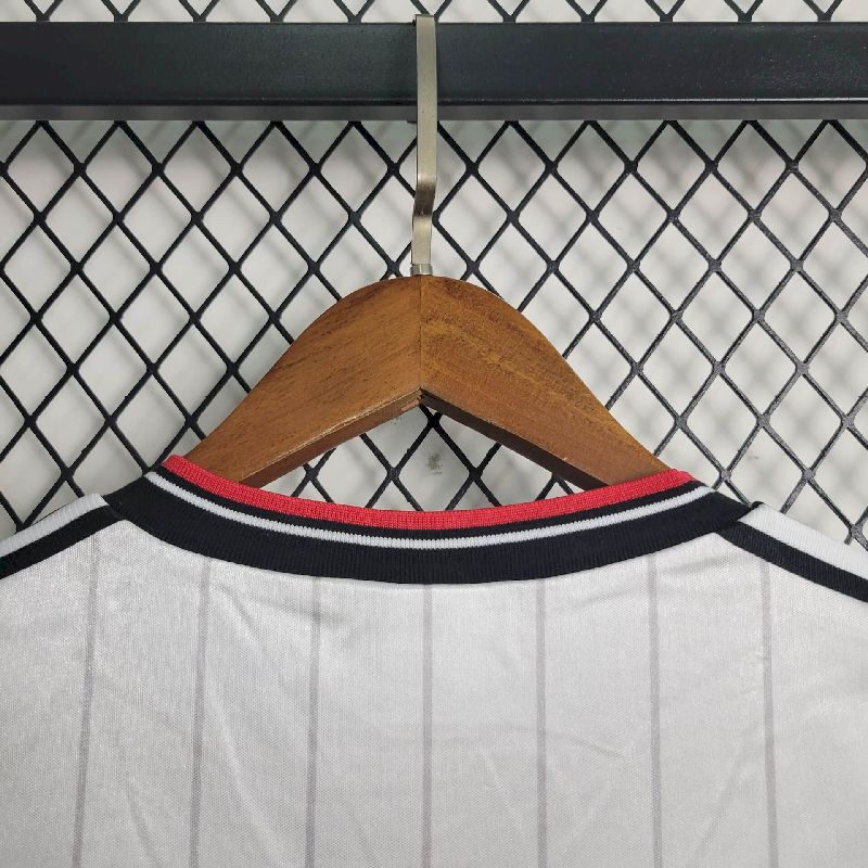 Camisa Retrô Manchester United II 1983/84