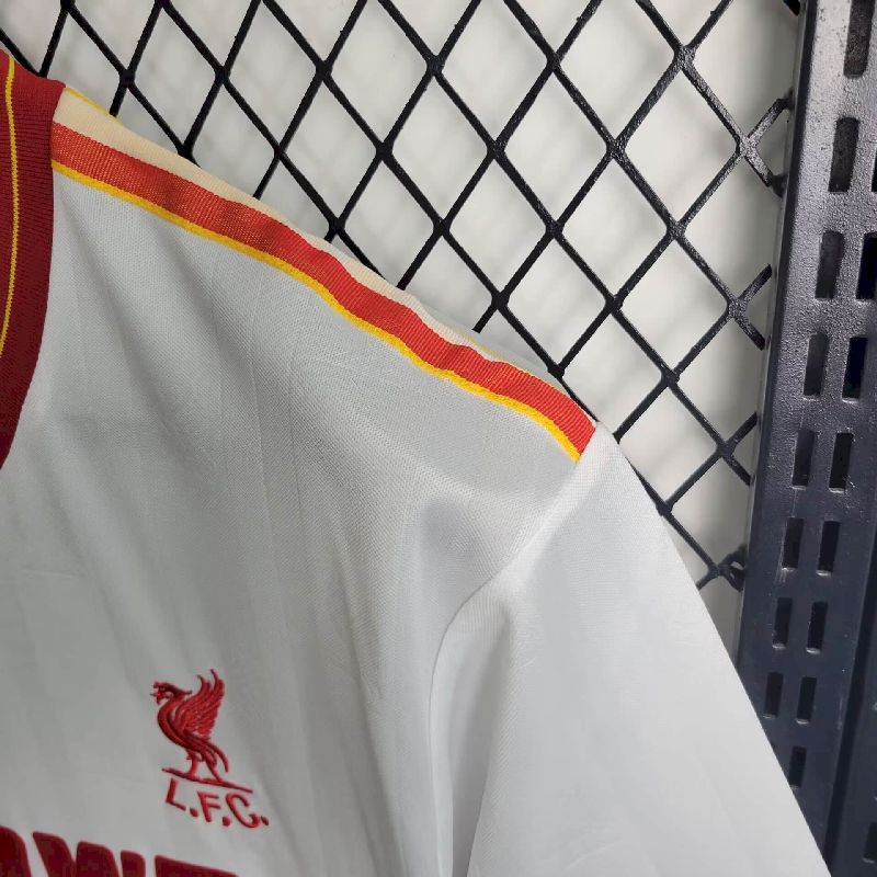 Camisa Retrô Liverpool II 1985/86