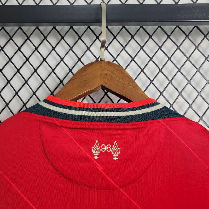 Camisa Retrô Liverpool I 2021/22