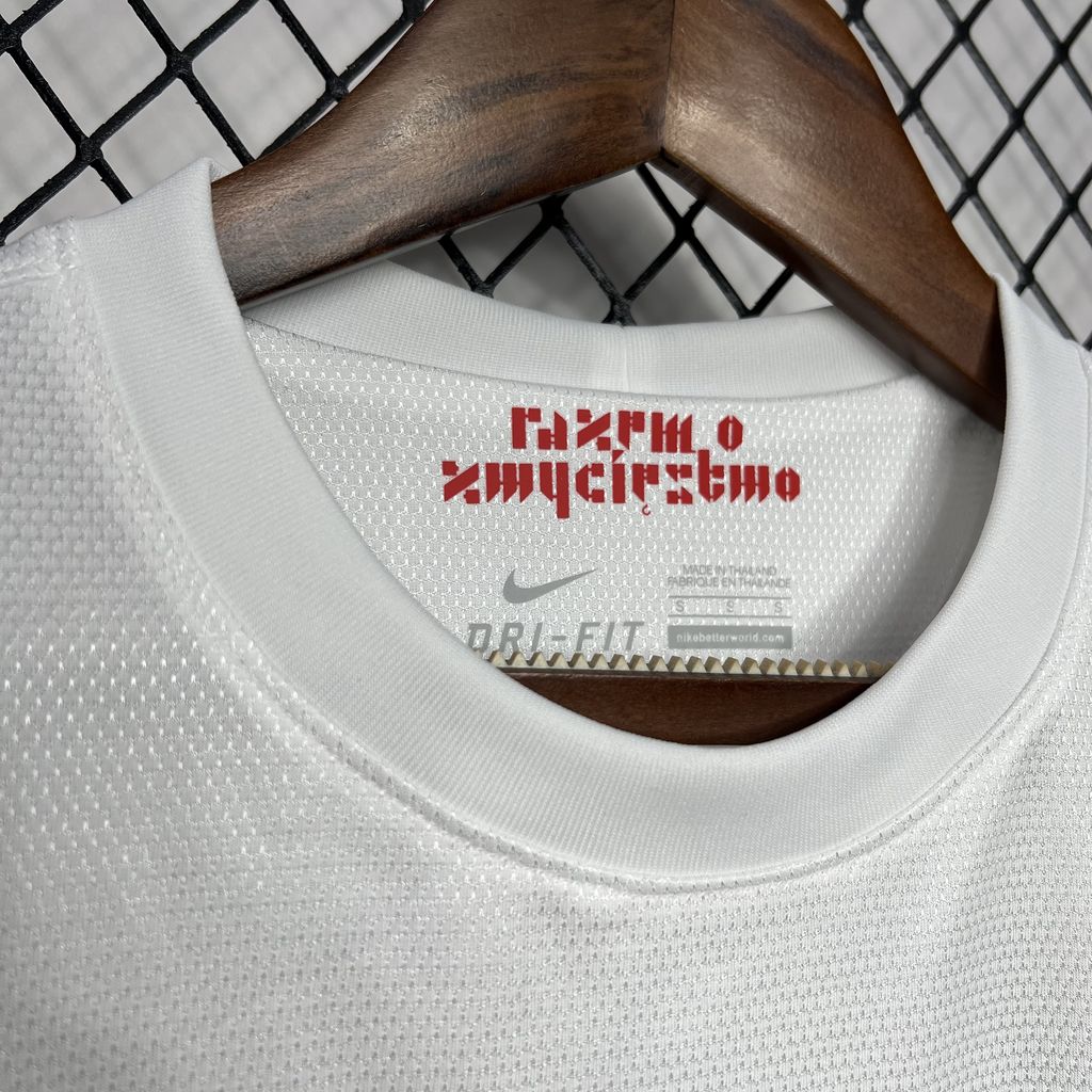 Camisa Retrô Polônia I 2012