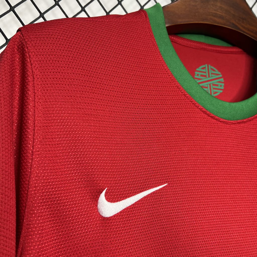 Camisa Retrô Portugal I 2012