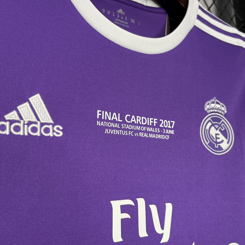 Camisa Retrô Real Madrid ll 2016/07
