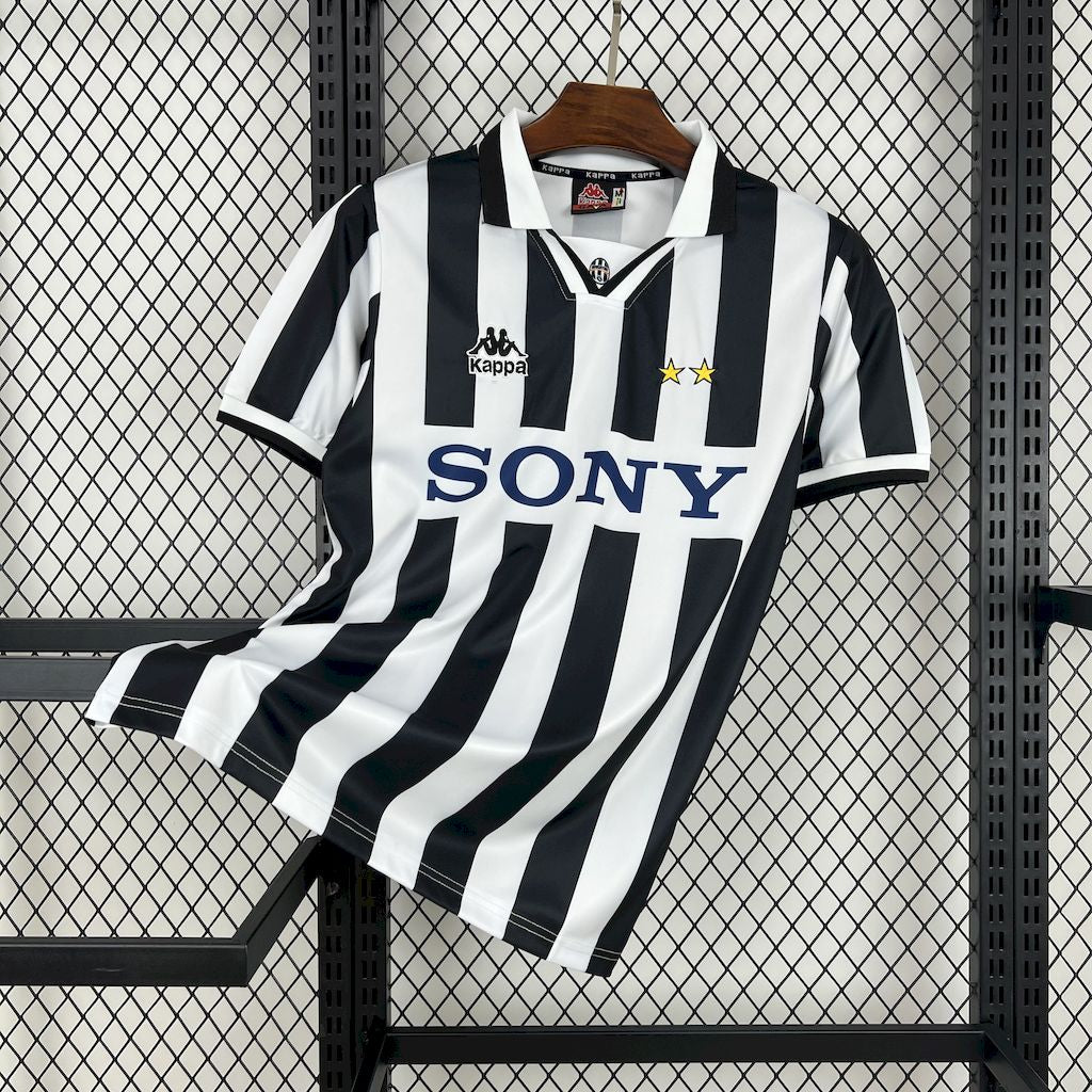 Camisa Retrô Juventus I 1996/97