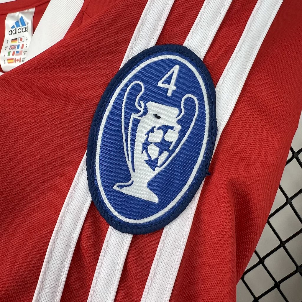 Camisa Retrô Bayer Munich 2001/02