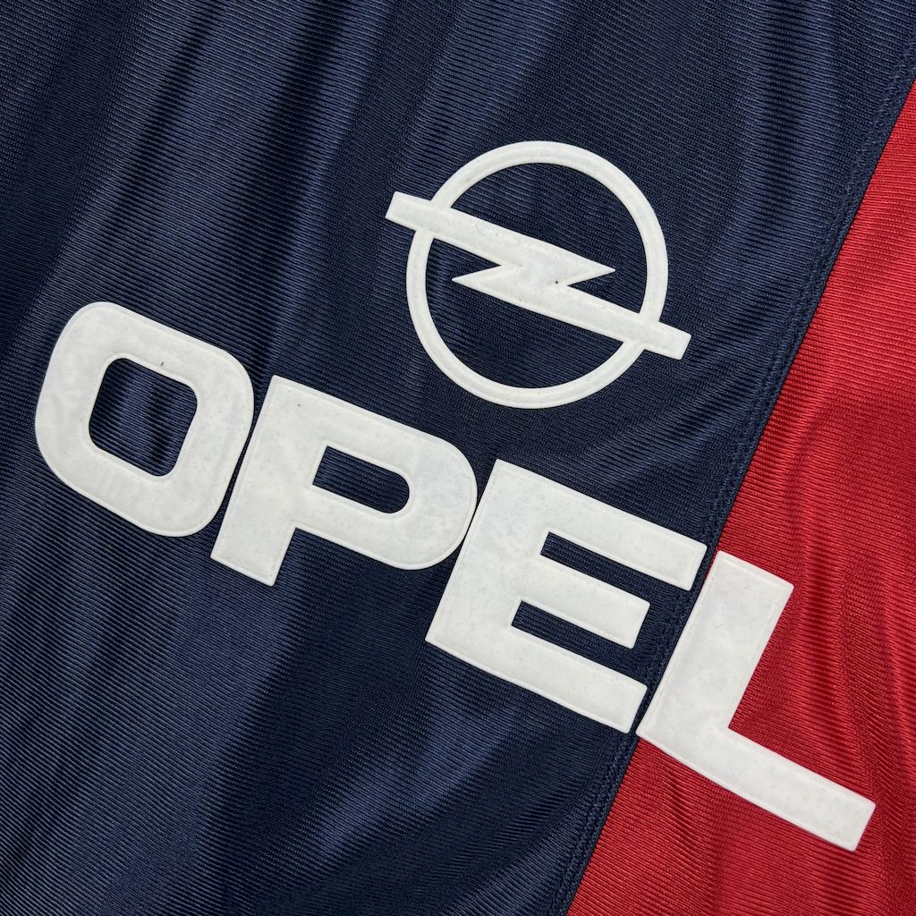 Camisa Retrô Paris Saint Germain I 2001/02
