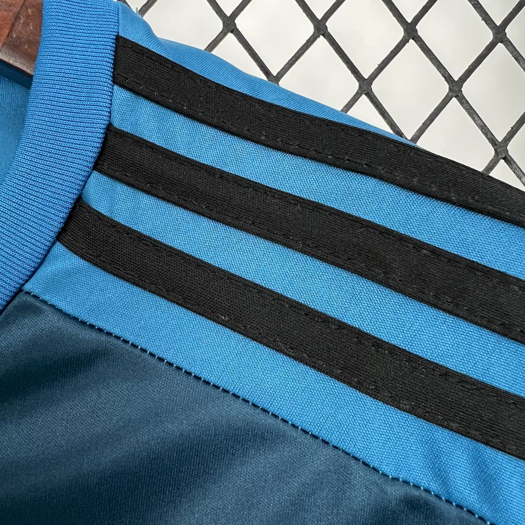 Camisa Retrô Real Madrid ll 2017/18