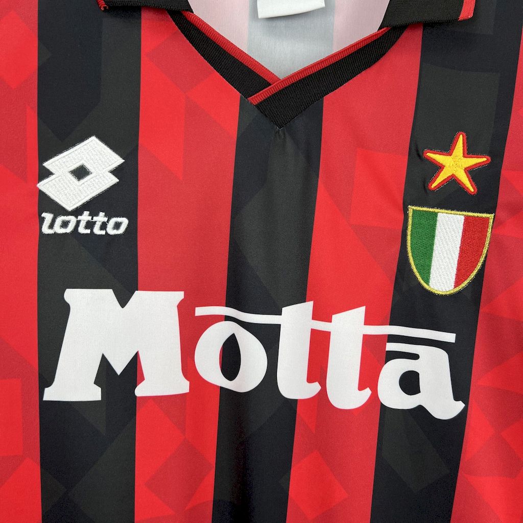 Camisa Retrô AC Milan I 1995/96