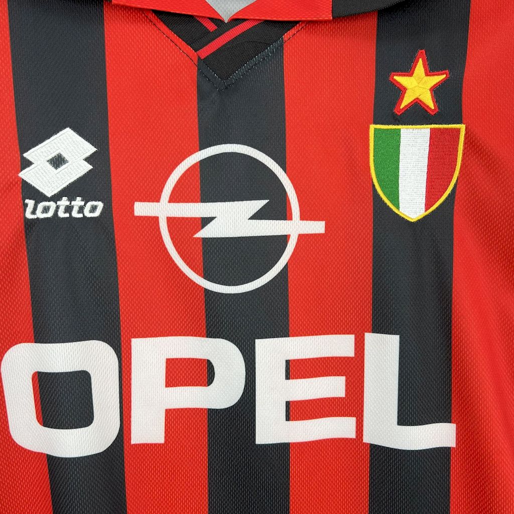 Camisa Retrô AC Milan I 1996/97