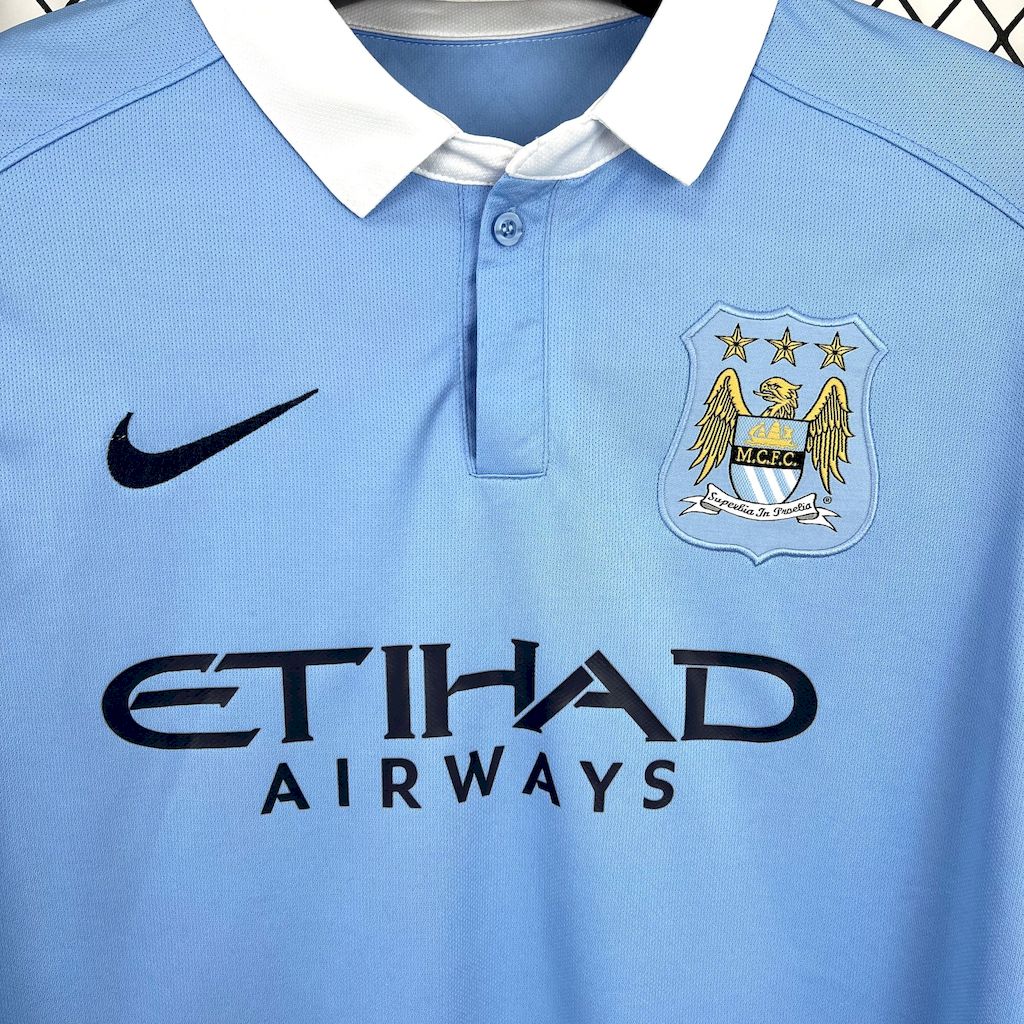 Camisa Retrô Manchester City I 2015/16