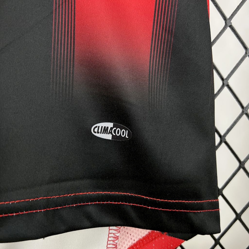 Camisa Retrô AC Milan I 2004/05