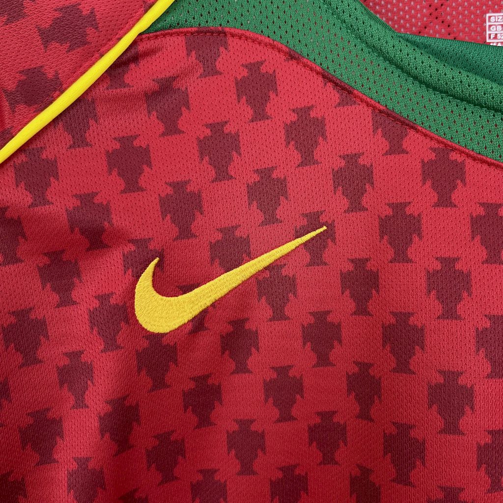 Camisa Retrô Portugal I 2004