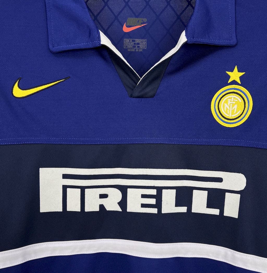 Camisa Retrô Inter Milan III 1998/99