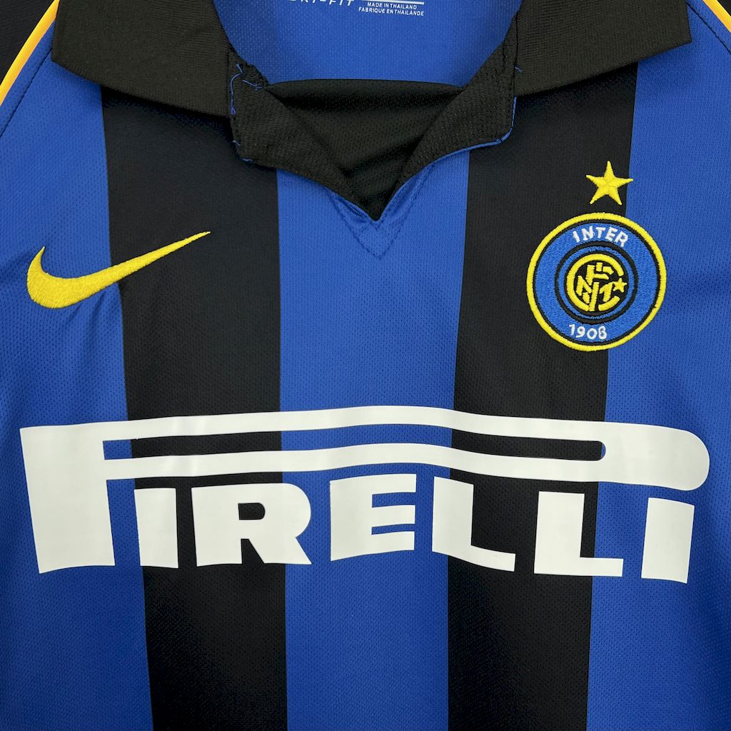 Camisa Retrô Inter Milan I 2001/02