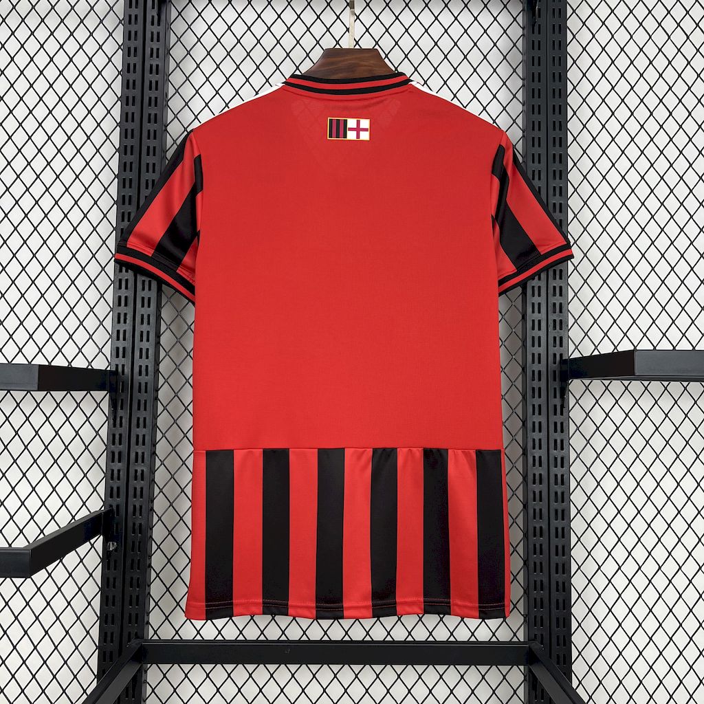 Camisa Retrô AC Milan 2024/25
