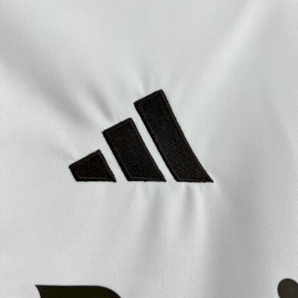 Camisa Real Madrid l 2025/26 Torcedor Masculina