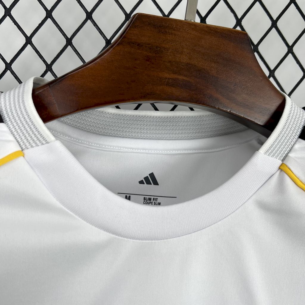 Camisa Real Madrid l 2025/26 Torcedor Masculina