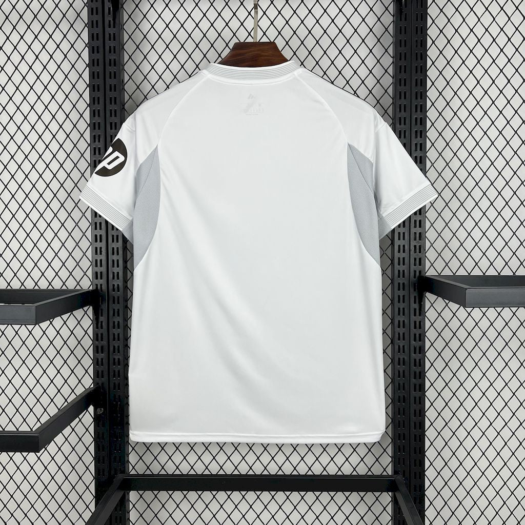 Camisa Real Madrid l 2025/26 Torcedor Masculina