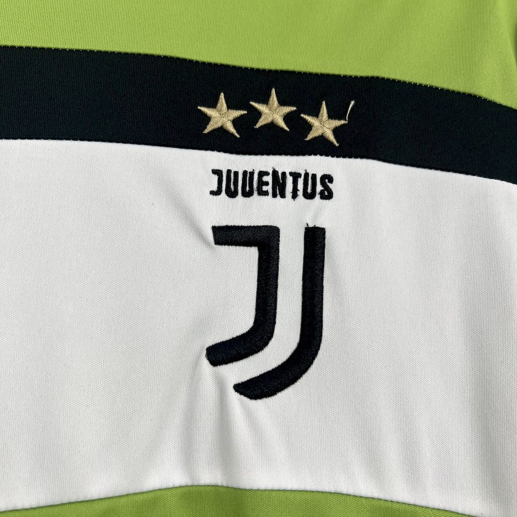 Camisa Retrô Juventus III 2017/18