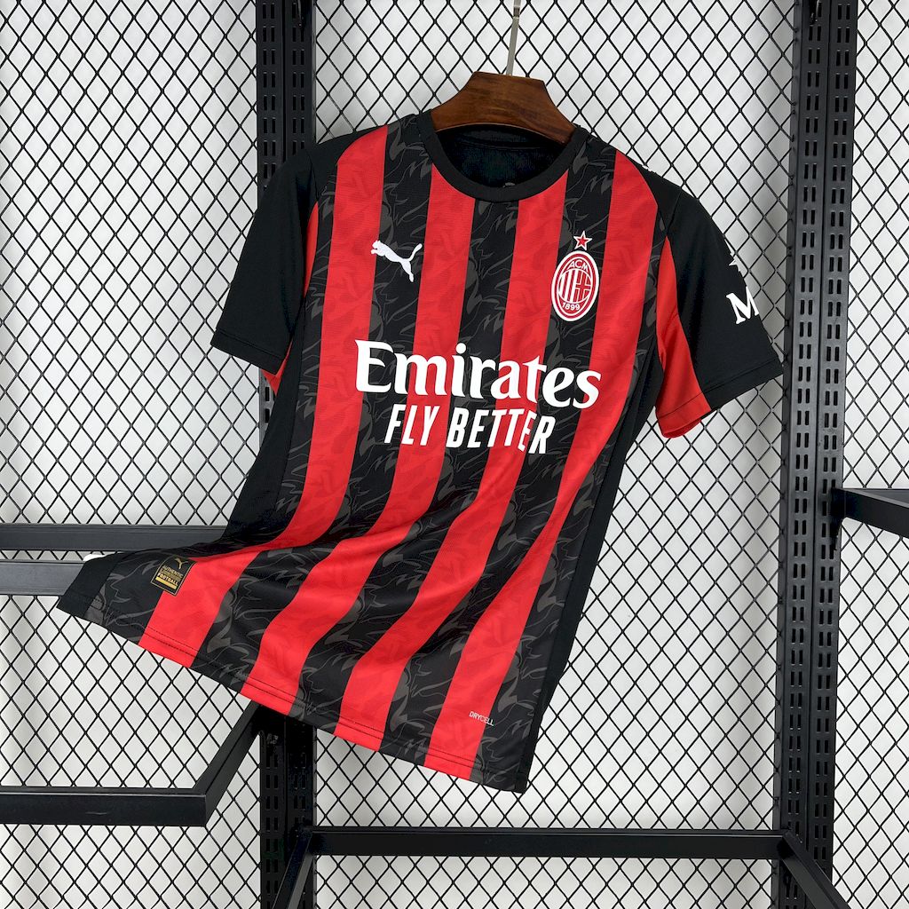 Camisa AC Milan I 2025/26 Torcedor Masculina