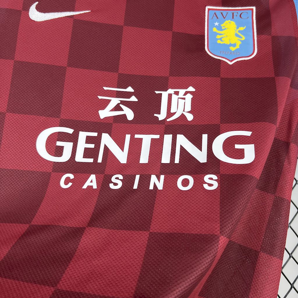 Camisa Retrô Aston Villa I 2011/12