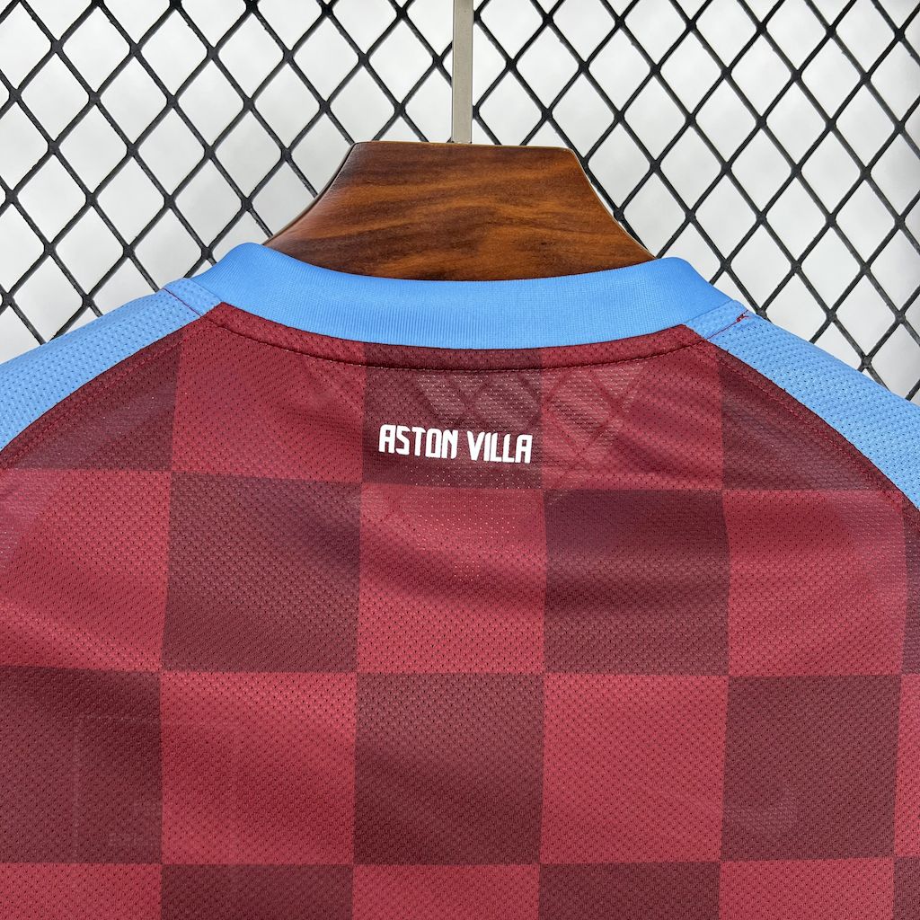 Camisa Retrô Aston Villa I 2011/12