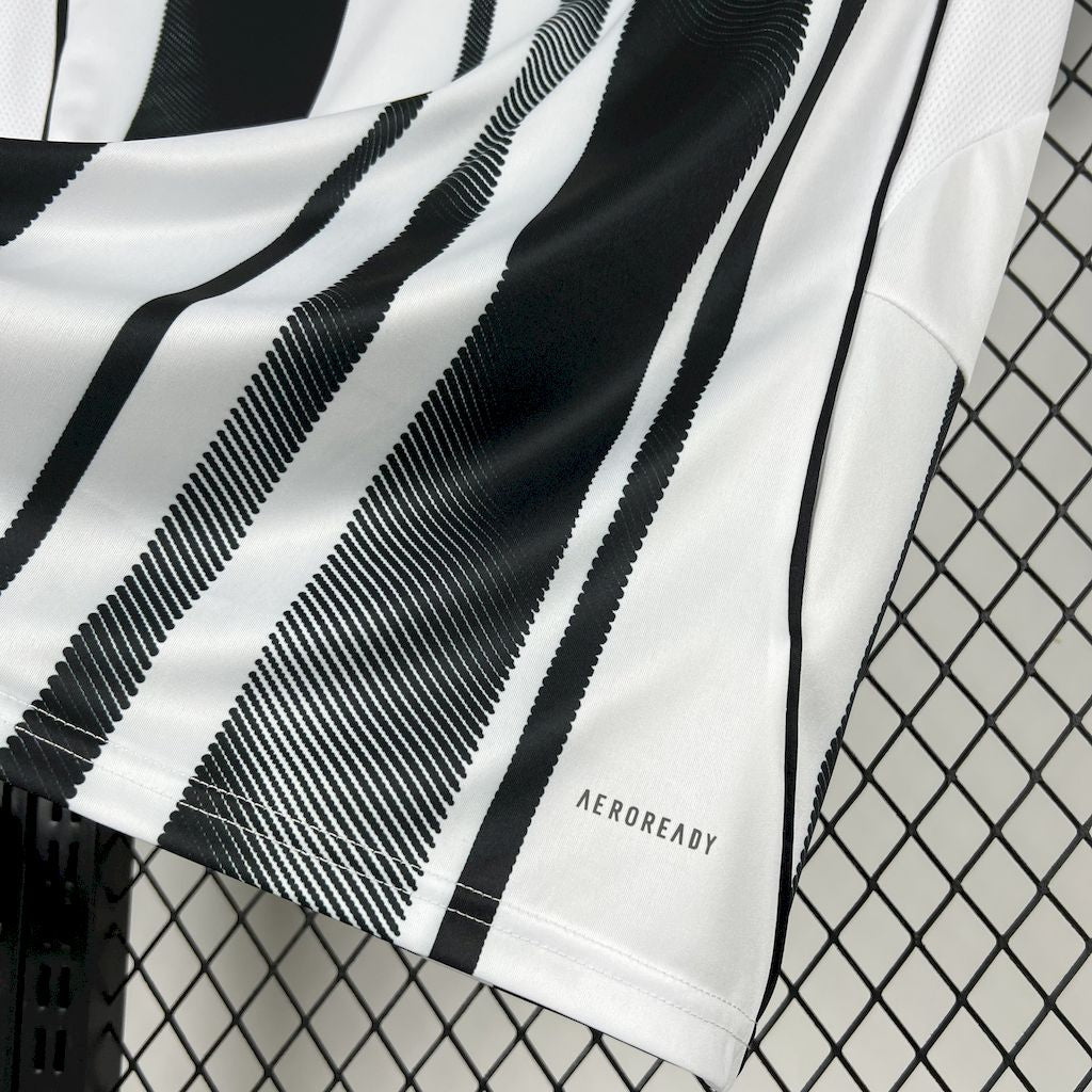 Camisa Juventus I 2025/26 Torcedor Masculina