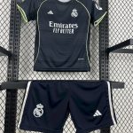 Kit Infantil Real Madrid ll 2025/26