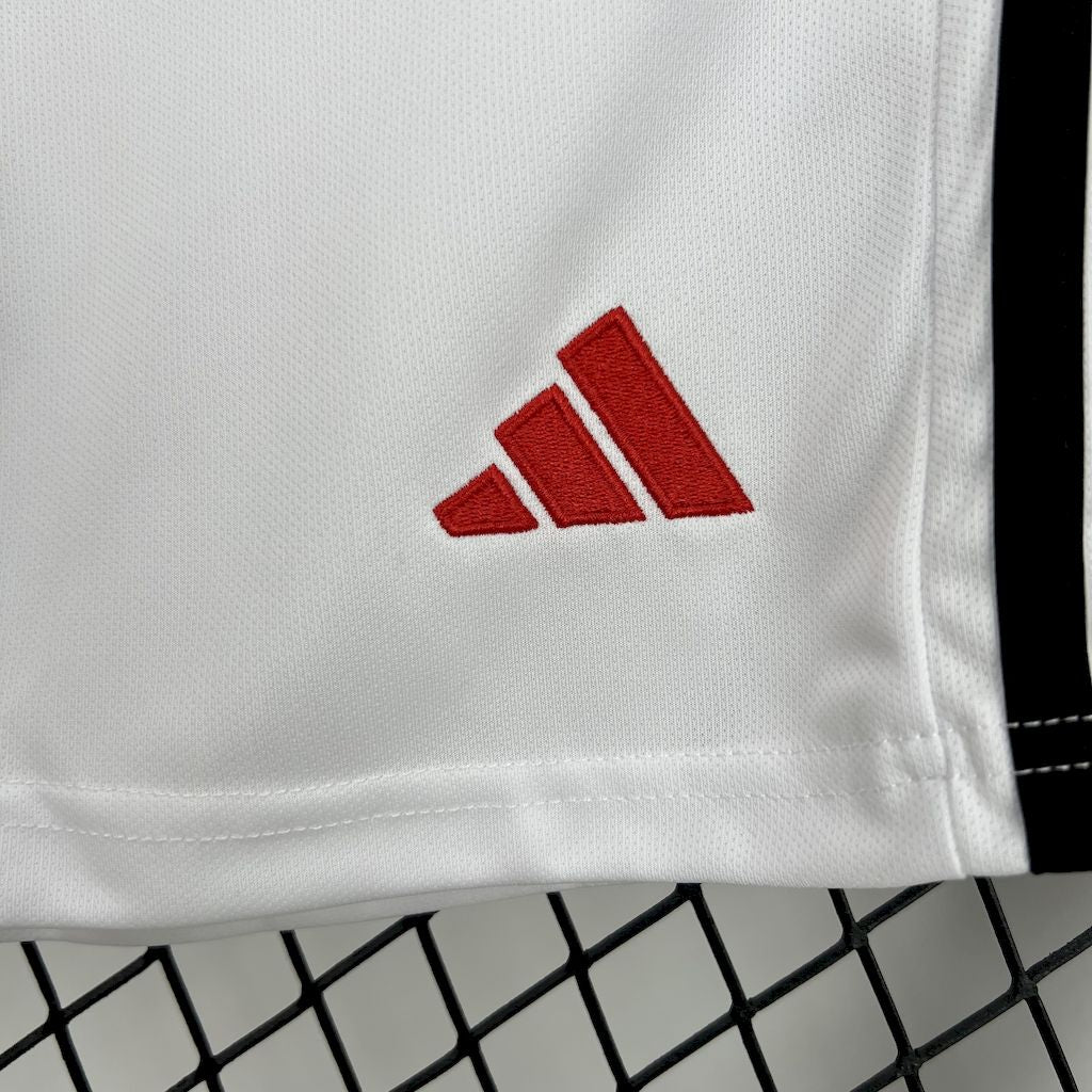 Kit Infantil Manchester United I 2025/26
