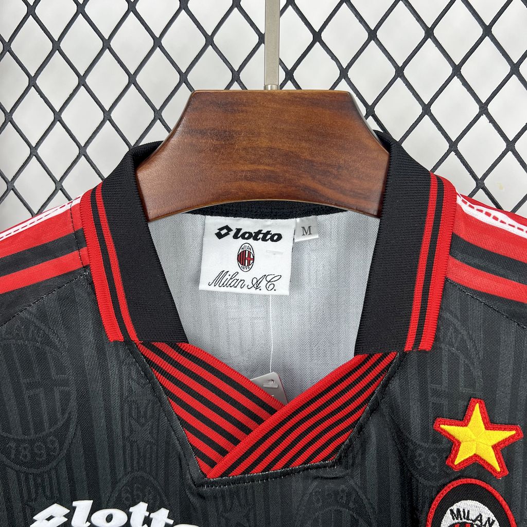 Camisa Retrô AC Milan 1997/98