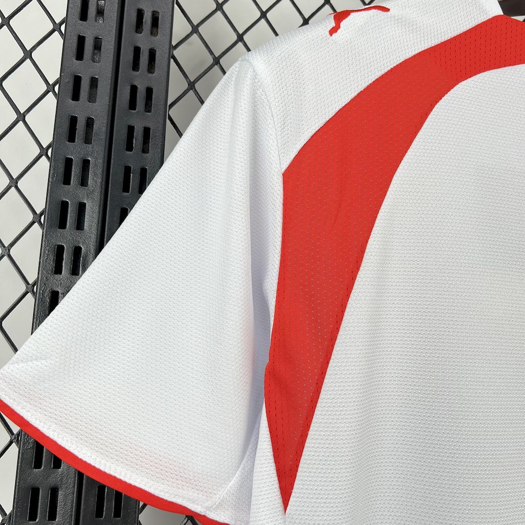 Camisa Retrô Stuttgart I 2006/07