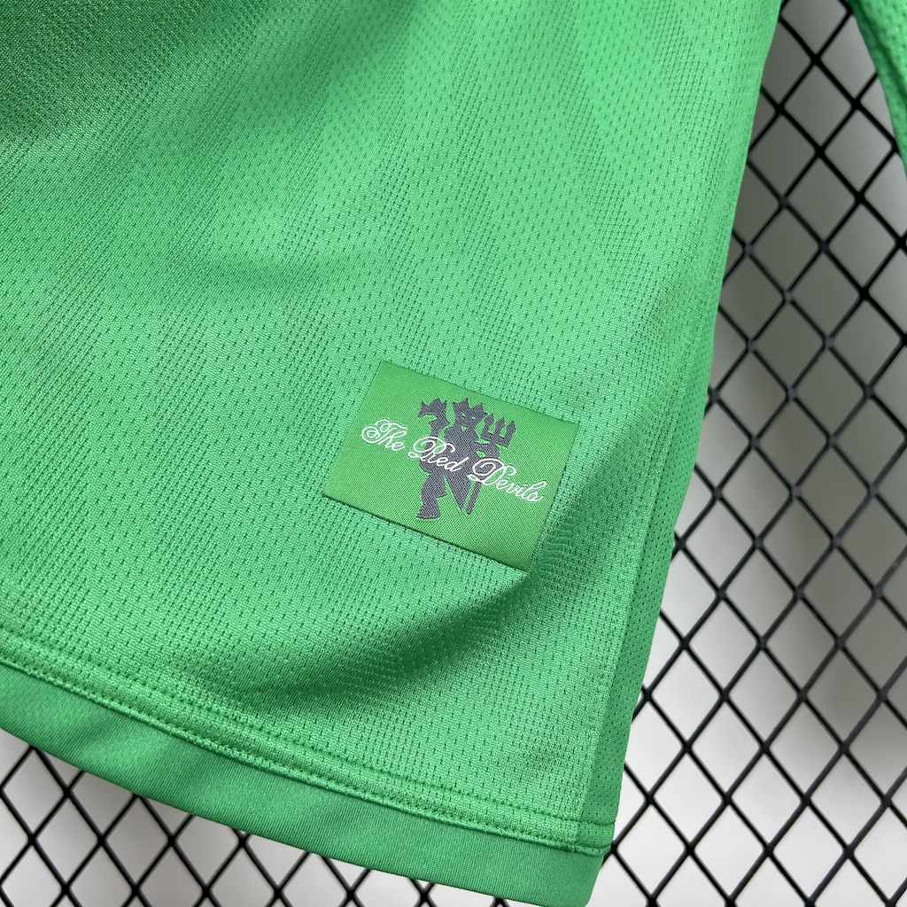 Camisa Retrô Manchester United Verde Goleiro Manga Longa 2007/08