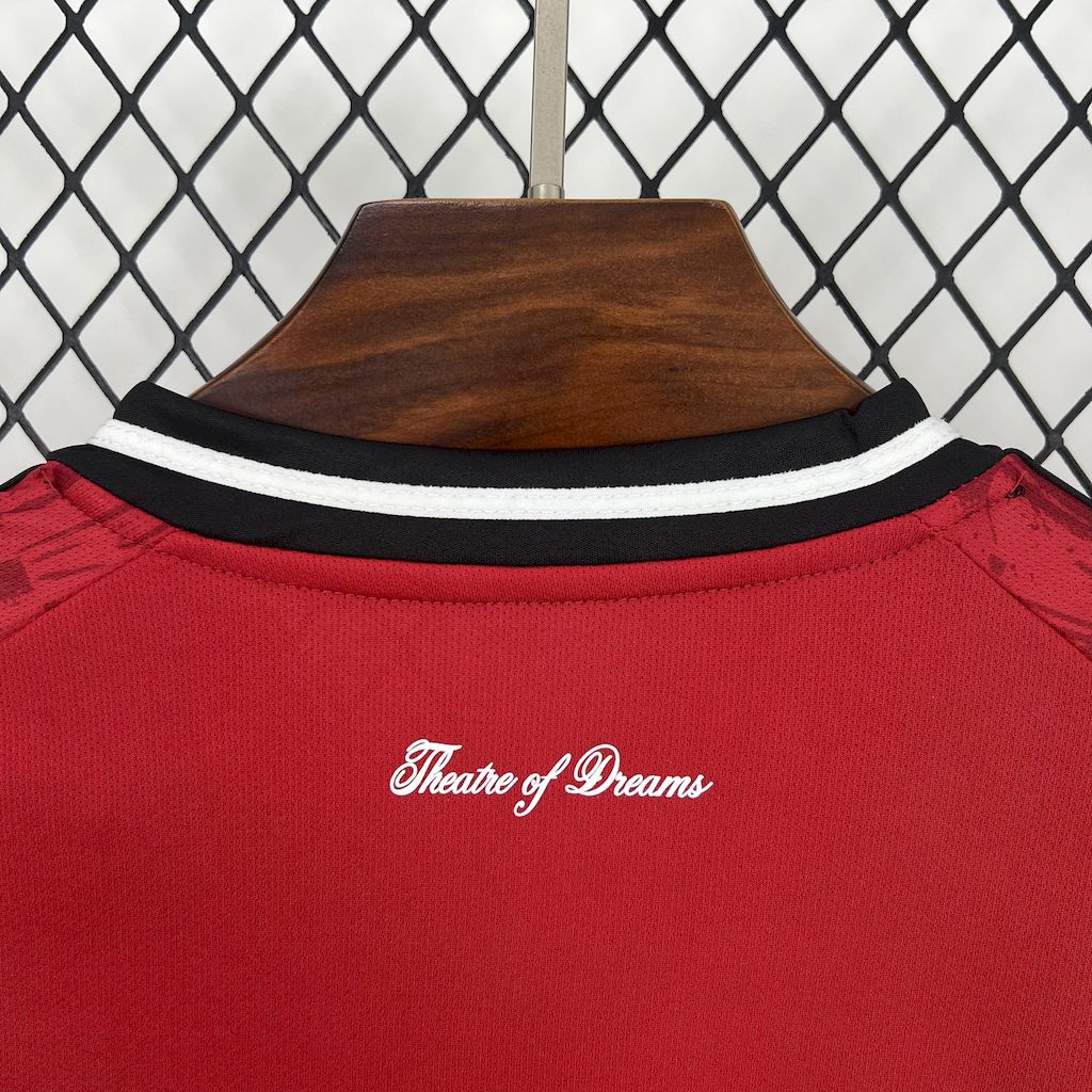 Camisa Manchester United l 2025/26 Torcedor Feminina