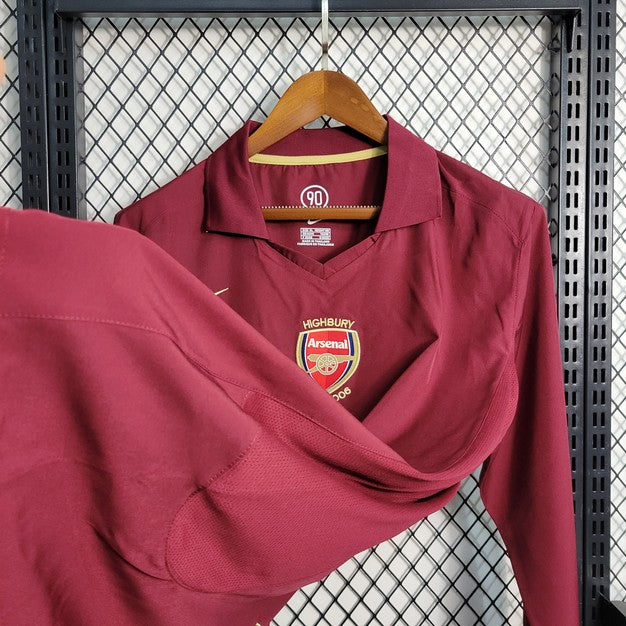 Camisa Retrô Arsenal I Manga Longa 2005/06