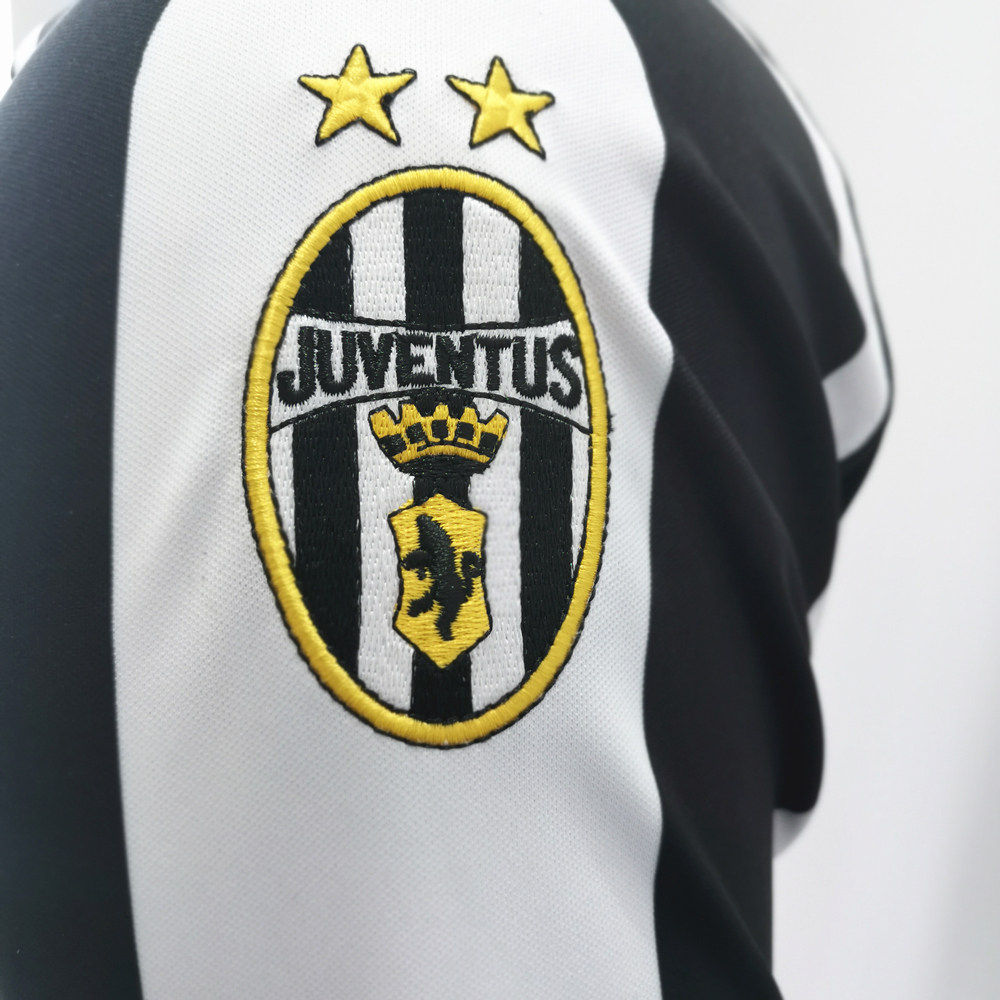 Camisa Retrô Juventus I Manga Longa 1997/98