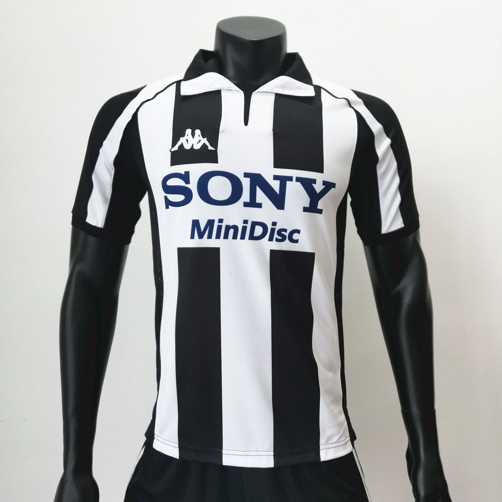 Camisa Retrô Juventus I 1997/98