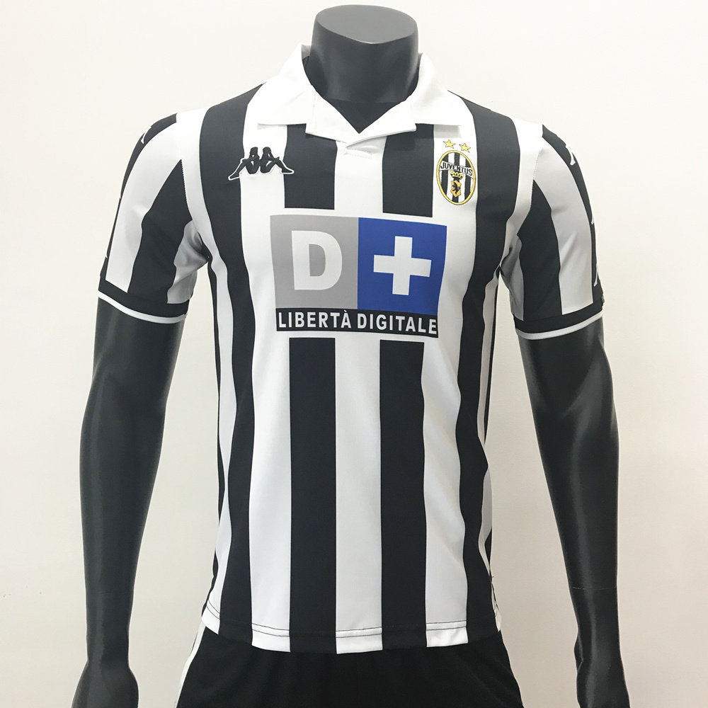 Camisa Retrô Juventus I 1999/00