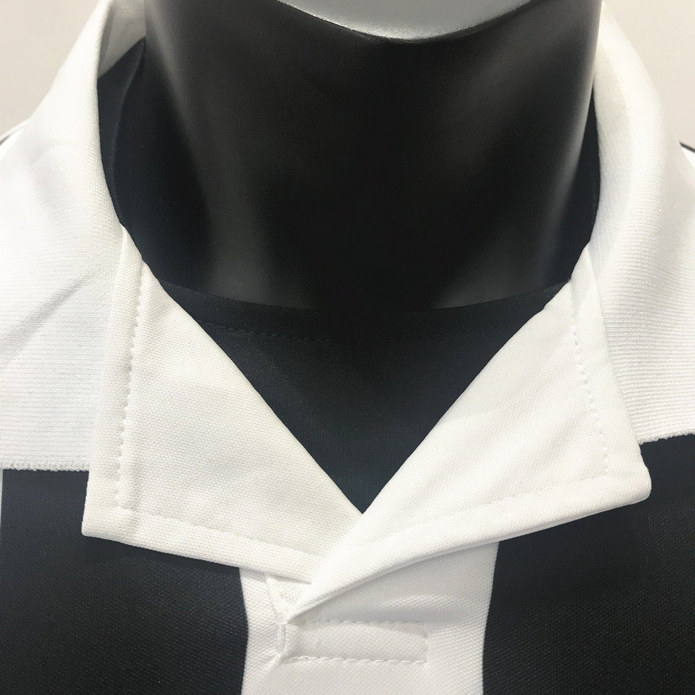 Camisa Retrô Juventus I 1999/00