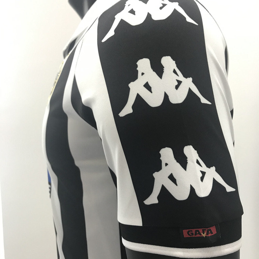 Camisa Retrô Juventus I 1999/00