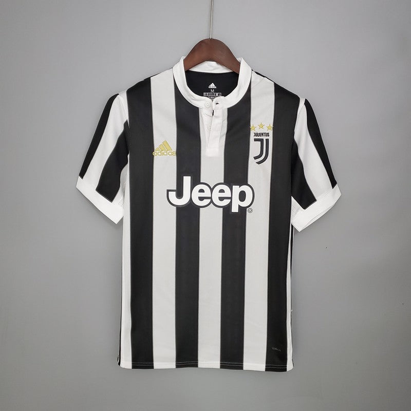Camisa Retrô Juventus I 2017/18