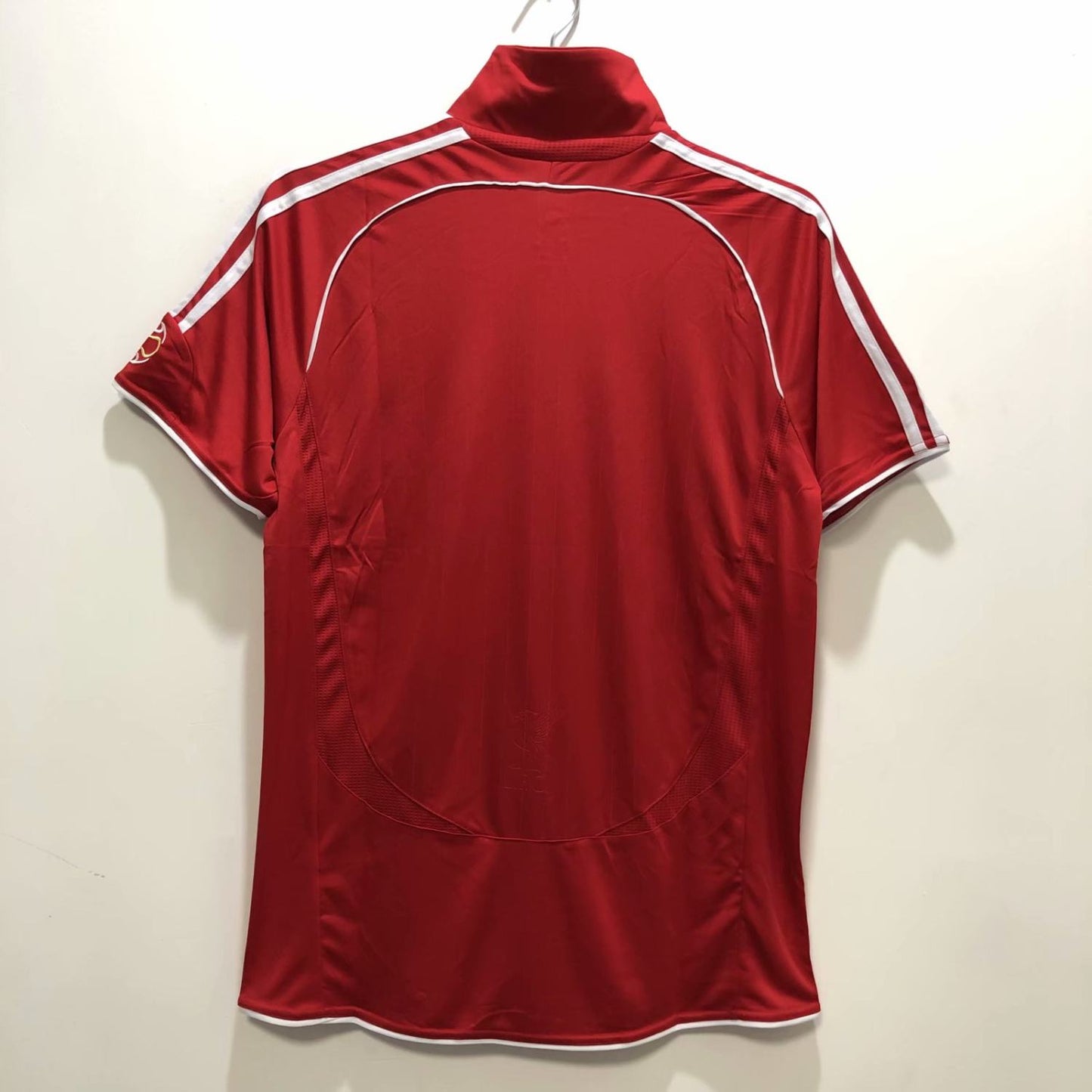 Camisa Retrô Liverpool I 2006/08