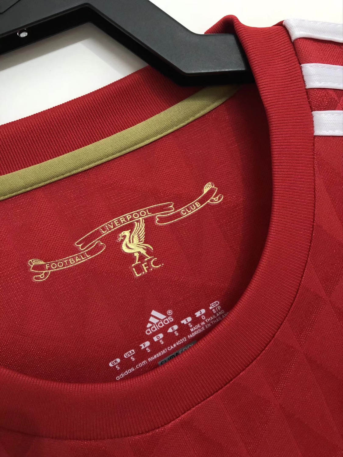 Camisa Retrô Liverpool I Manga Longa 2010/12