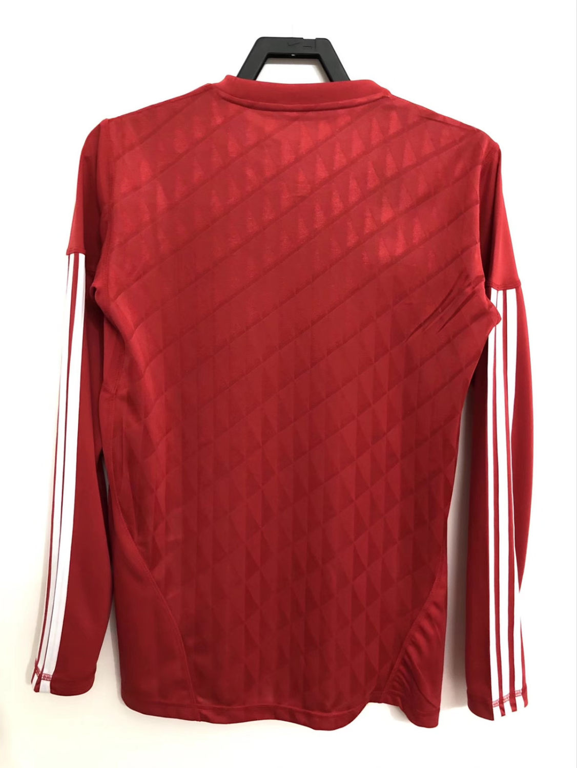 Camisa Retrô Liverpool I Manga Longa 2010/12