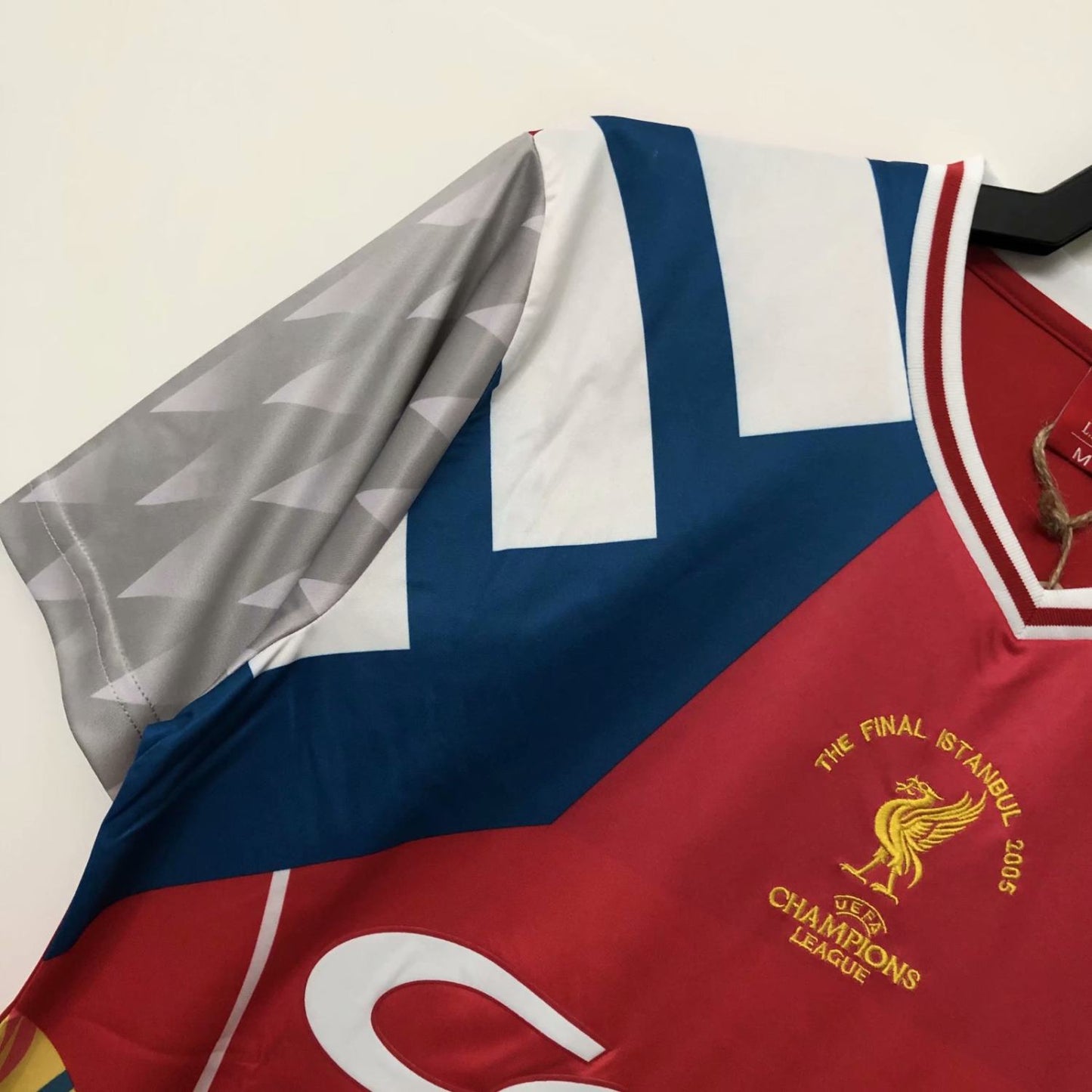 Camisa Retrô Liverpool 2005- Final