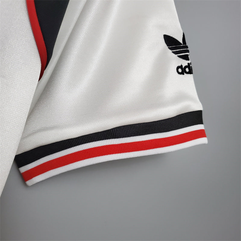 Camisa Retrô Manchester United 1985