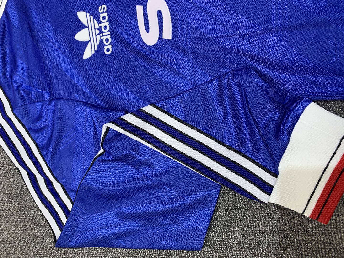 Camisa Retrô Manchester United III Manga Longa 1986/88