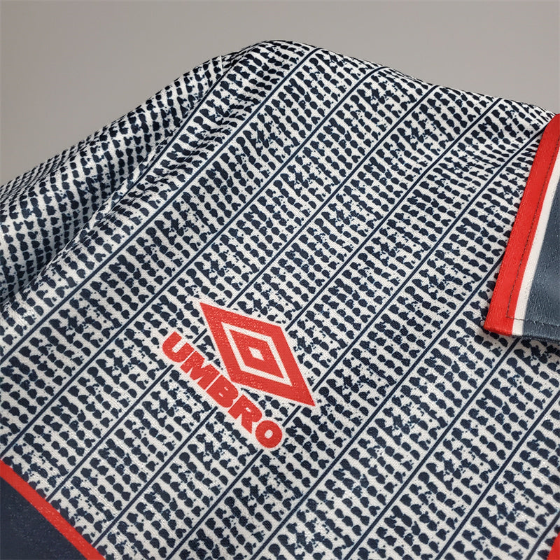 Camisa Retrô Manchester United II 1995/96