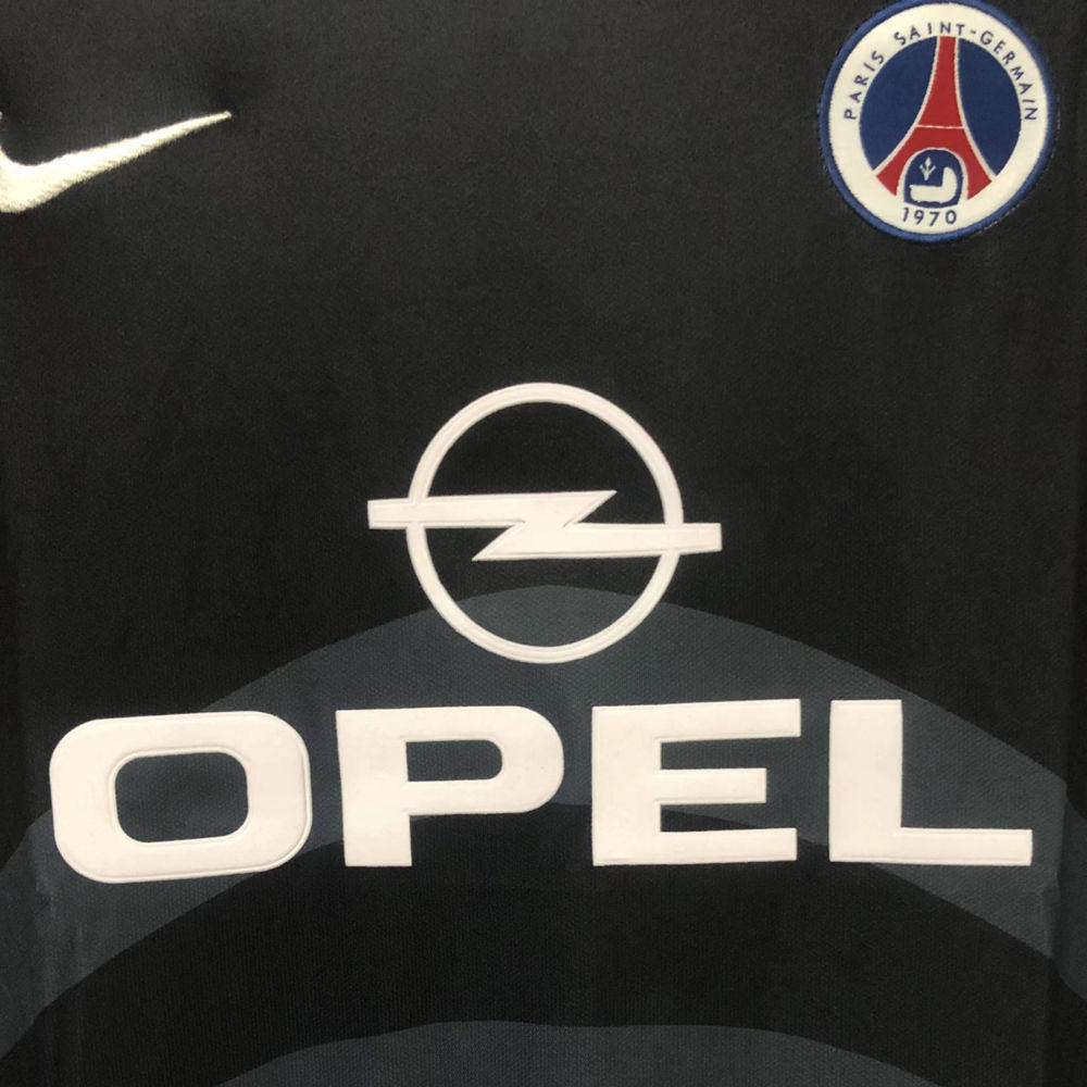 Camisa Retrô Paris Saint Germain III 2001/02