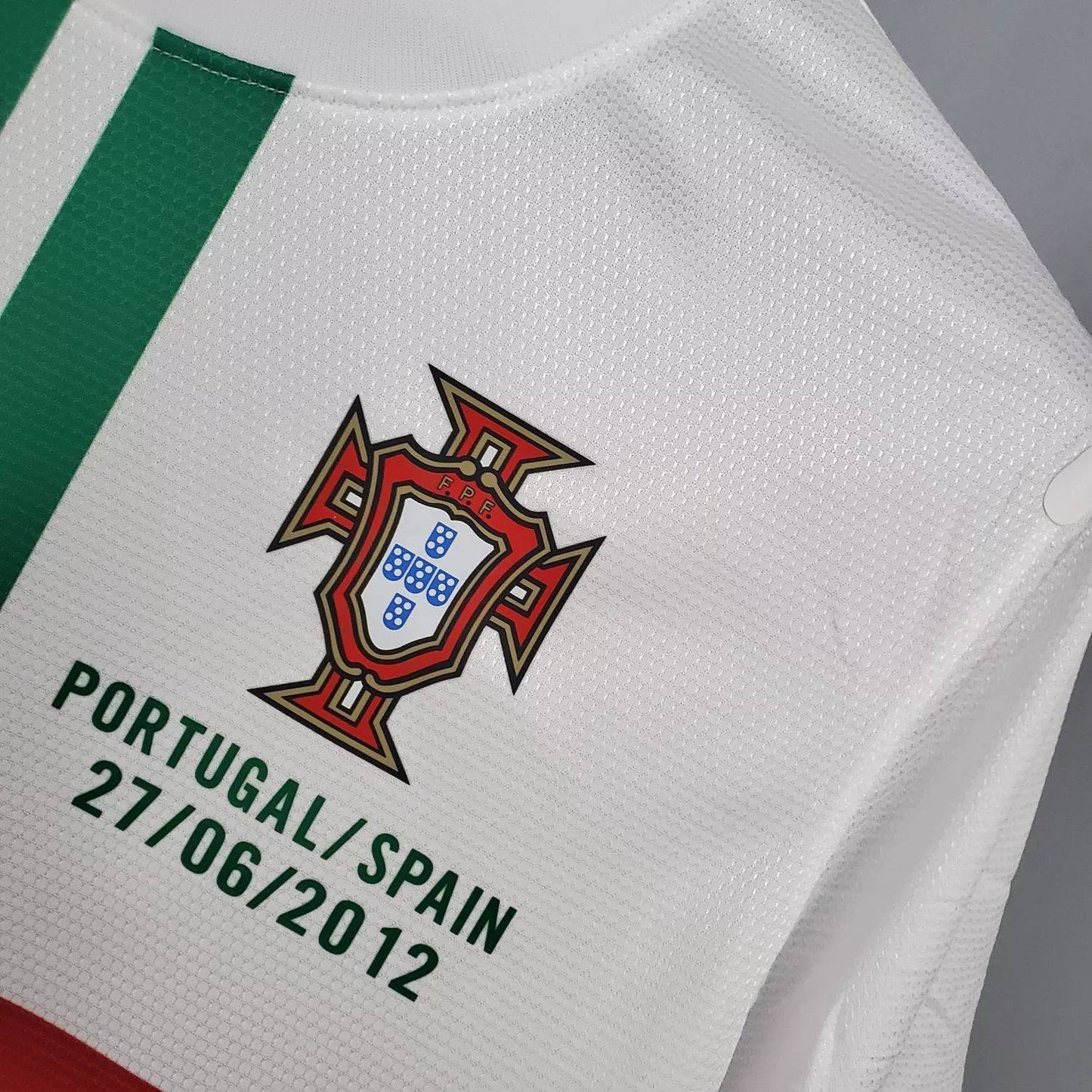 Camisa Retrô Portugal II 2012